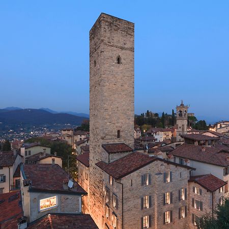 Gombithotel Bergamo Bagian luar foto
