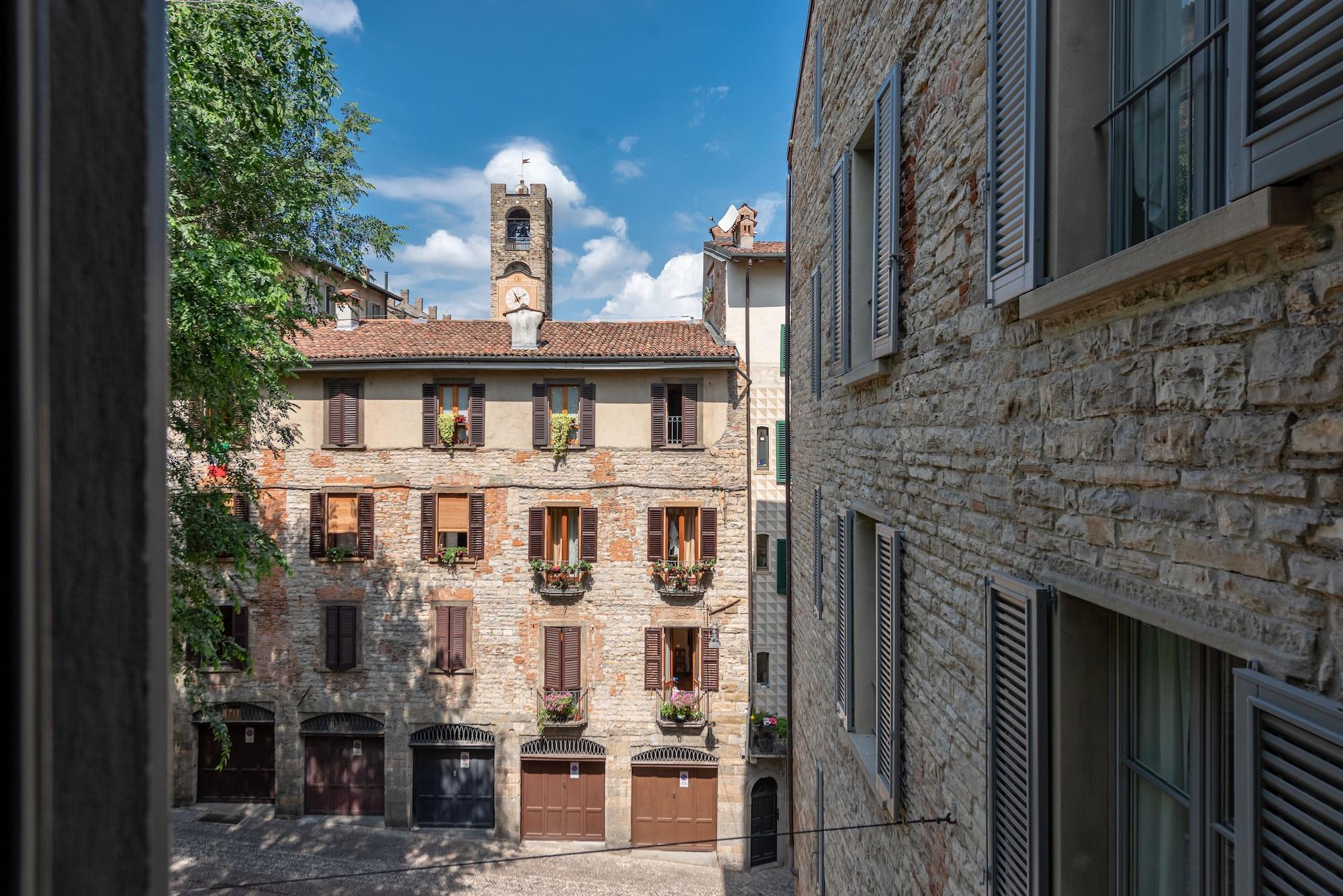 Gombithotel Bergamo Bagian luar foto