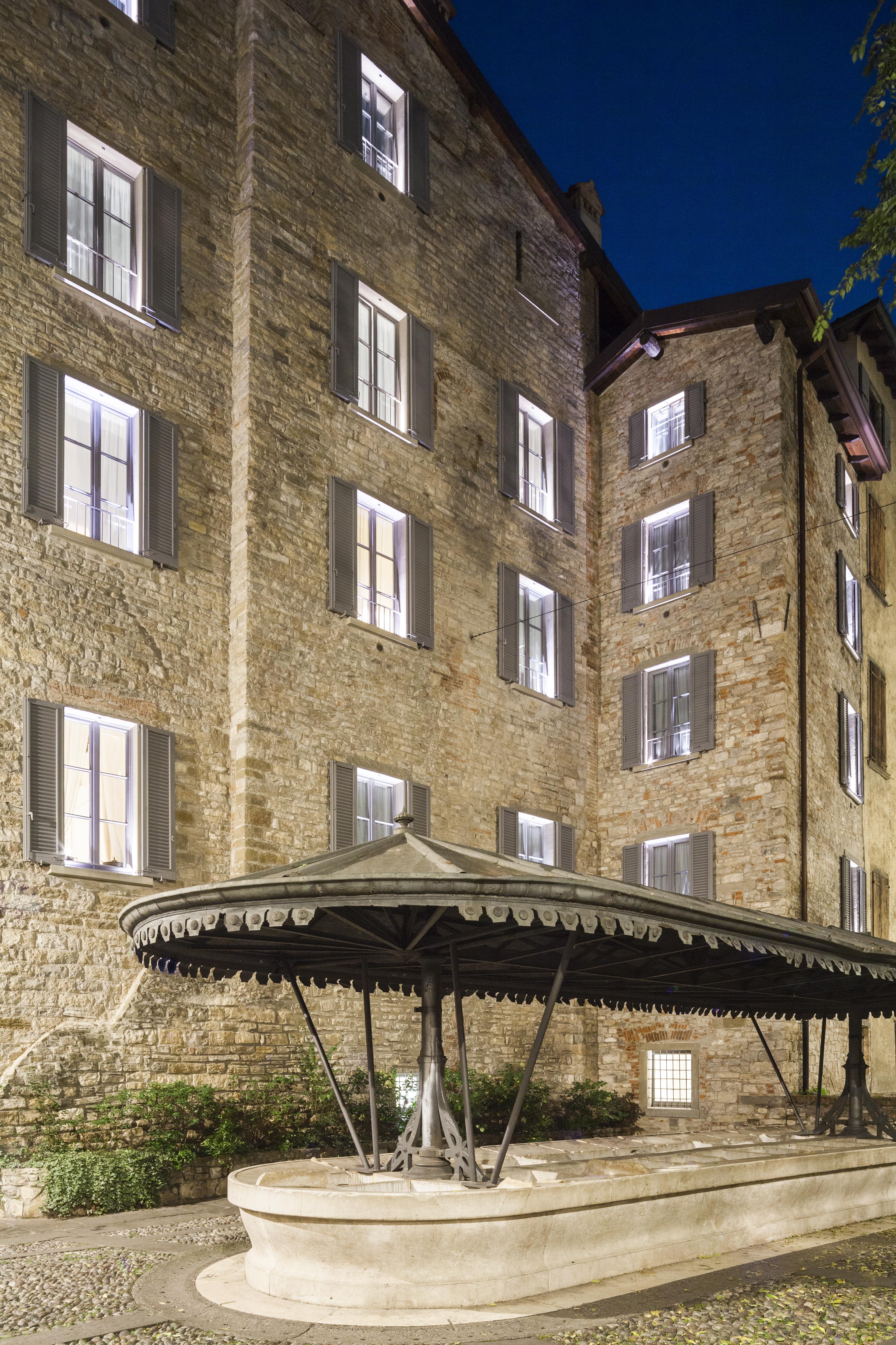 Gombithotel Bergamo Bagian luar foto